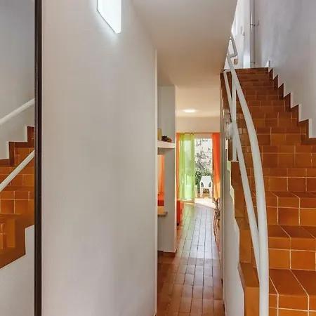Duplex In The Center! Апартаменты Арона