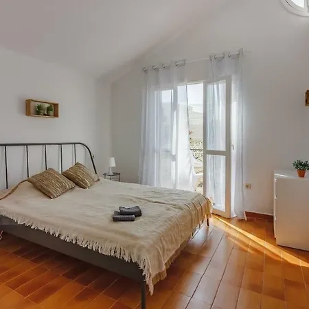 Duplex In The Center! *