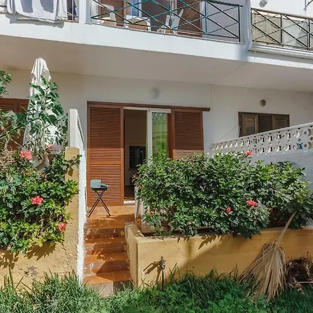 Апартаменты Duplex In The Center! *
